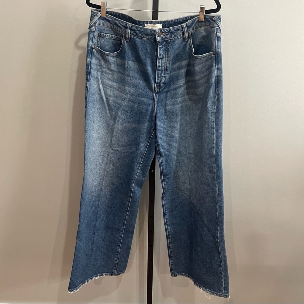 Cleo & Wolf High Rise Loose Jeans Size 32